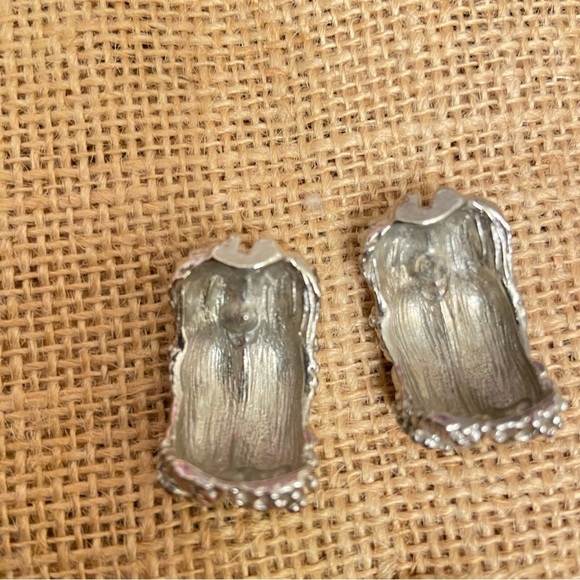 Vintage Art Deco Silver Pointy Feathers Raised Half Circular Pierced Earrings. - Picture 5 of 5